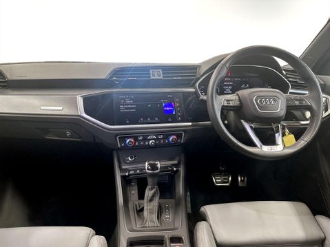 Audi Q3 1.4 TFSIe 45 S line SUV 5dr Petrol Plug-in Hybrid S Tronic Euro 6 (s/s) 13k 19