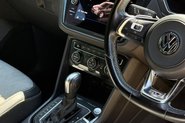 Volkswagen Tiguan R-LINE TECH TSI 4MOTION DSG 28
