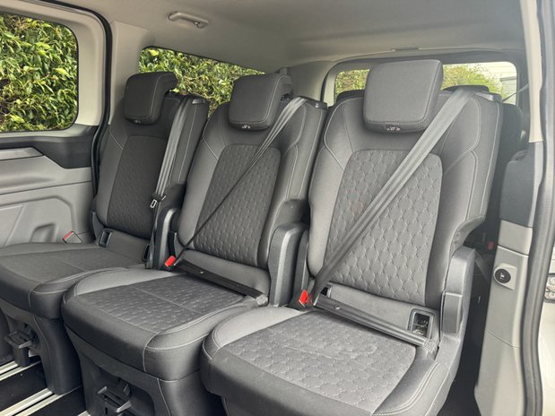 Ford Tourneo Custom Titanium Luxe | 9 Seat | Auto | L2 LWB | 320 | Euro 6 | £31,993 + vat 8