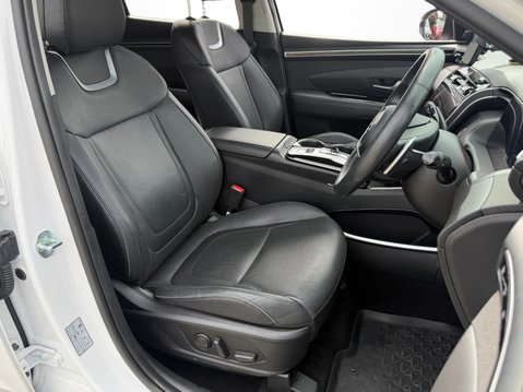 Hyundai TUCSON 1.6 TGDi Plug-in Hybrid Ultimate 5dr 4WD Auto 16
