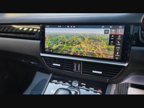 Porsche Cayenne V6 27