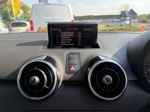 Audi A1 1.6 TDI Sport Sportback S Tronic Euro 6 (s/s) 5dr (Nav) 20