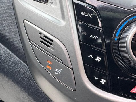 Hyundai Veloster 1.6 GDi Sport Euro 5 4dr 21