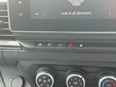 Renault Trafic LWB L2H2 [SOLD MT] High Roof Business LL30 Air Con Sensors Cam EURO 6 42
