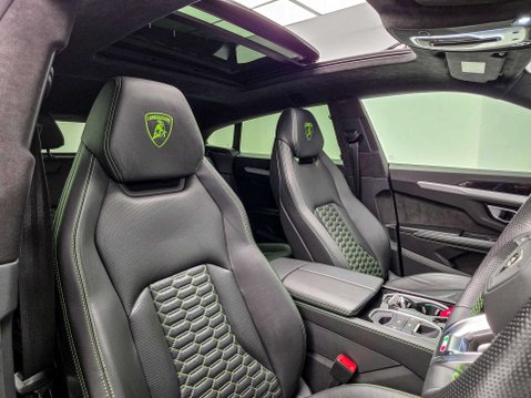 Lamborghini Urus 4.0 V8 BiTurbo SUV 5dr Petrol Auto 4WD Euro 6 (650 ps) 36