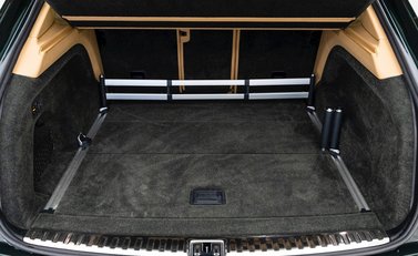 Bentley Bentayga W12 Mulliner 28