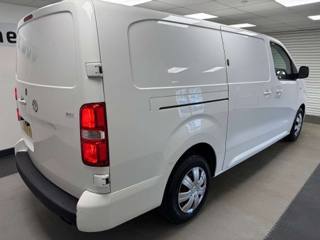 Vauxhall Vivaro 1.5 Vivaro 2900 Sportive S/S 30