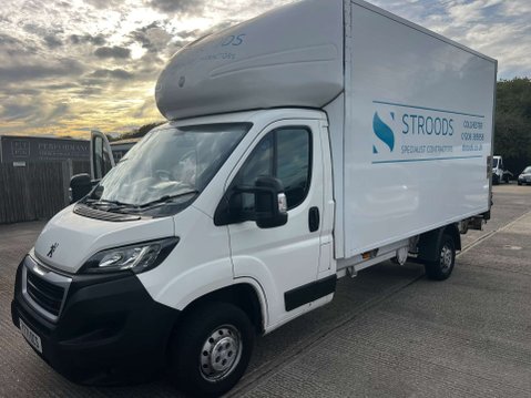 Peugeot Boxer 2.2 Boxer 335 L4 Blue HDi LUTON BOX VAN 1