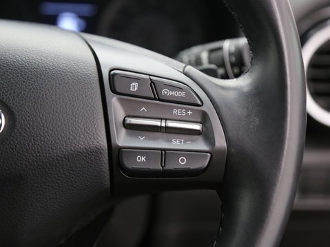 Hyundai KONA 1.6 h-GDi Premium DCT Euro 6 (s/s) 5dr 12