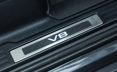 Land Rover Defender 90 V8 CARPATHIAN EDITION 25