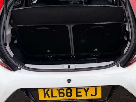 Toyota Aygo 1.0 VVT-i x-trend Funroof 5dr Petrol x-shift Euro 6 (71 ps) 26