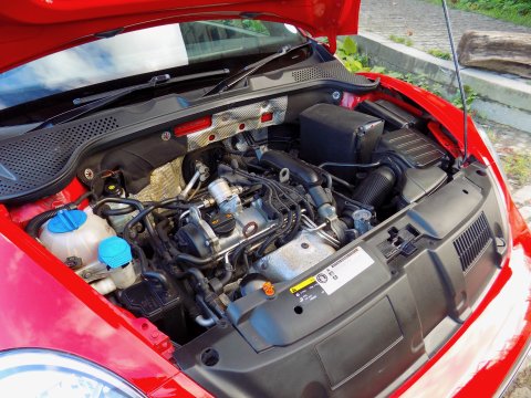 Volkswagen Beetle 1.2 TSI 28
