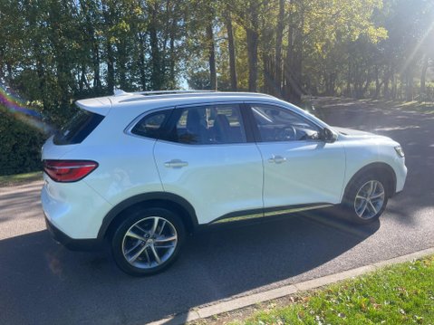 MG HS 1.5 T-GDI Exclusive DCT Euro 6 (s/s) 5dr 89