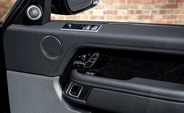 Land Rover Range Rover 5.0 Autobiography 23