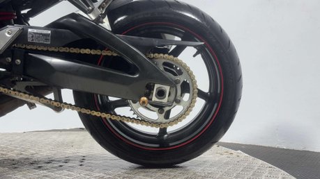 Yamaha FZ1 FAZER 2011 ONLY 19K VERY CLEAN 1000CC NAKED MOT SERVICED 7