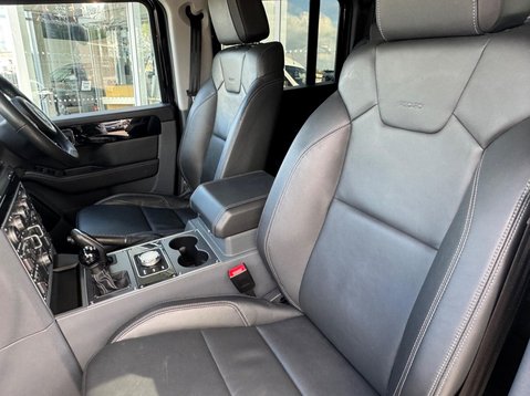 Ineos Grenadier FIELDMASTER EDITION 46