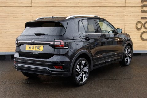 Volkswagen T-Cross R-LINE TSI DSG 2