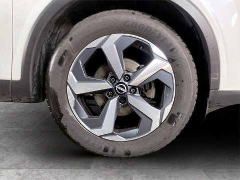 Nissan Qashqai 1.3 DIG-T MHEV N-Connecta SUV 5dr Petrol Hybrid Manual Euro 6 (s/s) (140 ps 10