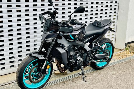 Yamaha MT-09 MT-09 (MTN890) 24 23