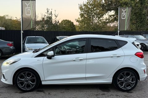 Ford Fiesta ST-LINE EDITION - 2 OWNERS - APPLE CAR PLAY - SERVICE HISTORY 9