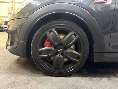 Mini Hatch 2.0 John Cooper Works Euro 6 (s/s) 3dr 43