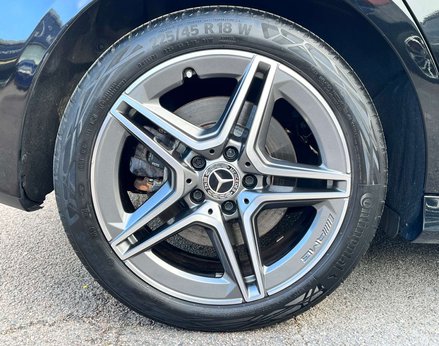 Mercedes-Benz A Class 1.3 A 250 AMG Line E Auto 5dr 14