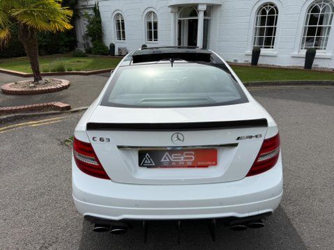 Mercedes-Benz C Class 6.3 C63 V8 AMG Edition 125 SpdS MCT Euro 5 2dr 20