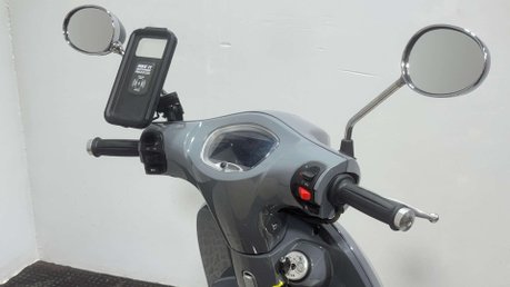 Keeway Versilia 2023 ONLY 2K 125CC SCOOTER NEW MOT WARRANTY 15