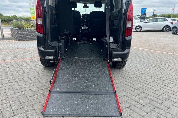 Peugeot Rifter HORIZON RE WAV 37