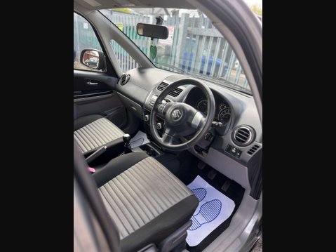 Suzuki SX4 1.6 SX4 SZ5 4WD 5dr 2
