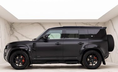 Land Rover Defender X 3