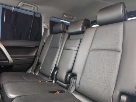 Toyota Land Cruiser 2.8D Invincible Matt Black Edition SUV 5dr Diesel Auto 4WD Euro 6 (s/s) (7 4