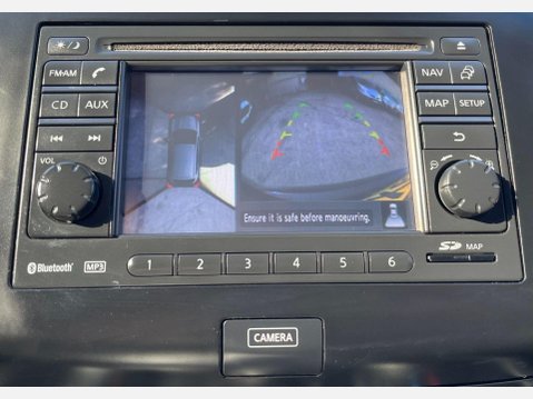 Nissan Qashqai 2.0 dCi Tekna Auto 4WD Euro 5 5dr (AVM) 31