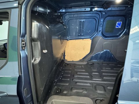 Ford Transit Connect 1.5 Transit Connect 200 Limited TDCi Auto 27