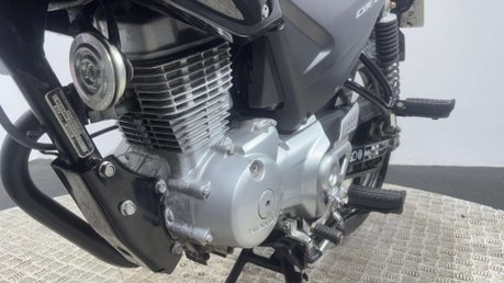 Honda CBF125 CBF125 2012 ONLY 5K MOT SERVICED ICONIC LEARNER BIKE 125CC 17