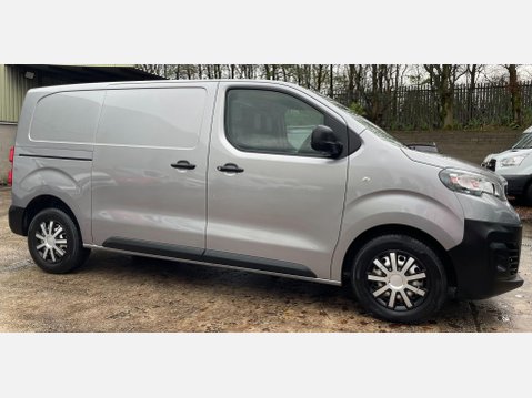 Peugeot Expert 2.0 BlueHDi 1400 Professional Standard Panel Van 6dr Diesel Manual MWB Euro 6
