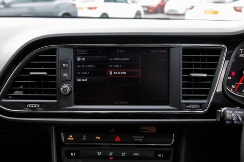 SEAT Leon ECOTSI FR TECHNOLOGY 25