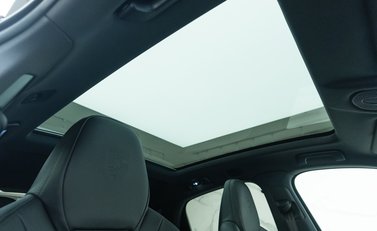 Porsche Cayenne E-HYBRID coupe 16