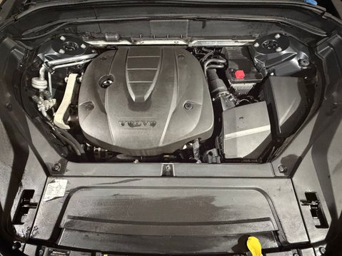 Volvo XC90 D5 MOMENTUM AWD 10