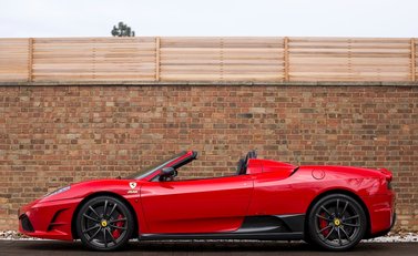 Ferrari 430 Scuderia Spider 16M 25