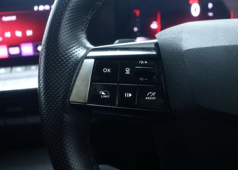 Vauxhall Astra 1.2 Astra Ultimate Turbo Auto 5dr 31