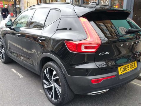 Volvo XC40 2.0 XC40 R-Design Pro D3 5dr 4