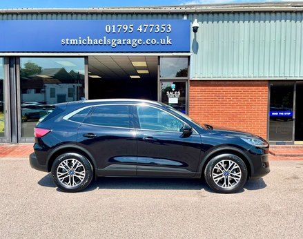Ford Kuga 1.5 Kuga Titanium Edition 5dr 10