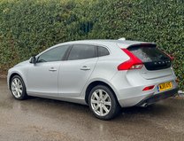 Volvo V40 2.0 T3 Inscription Hatchback 5dr Petrol Manual Euro 6 (152 ps) 7