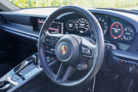 Porsche 911 CARRERA 4S PDK 12