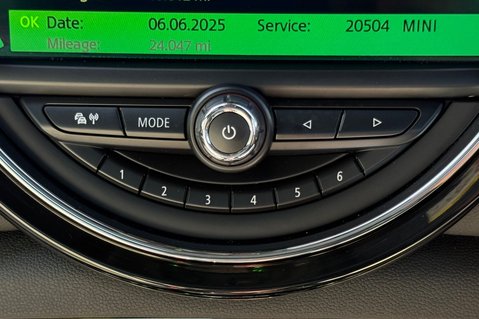 Mini Clubman COOPER EXCLUSIVE AUTOMATIC - NAV PLUS -PAN ROOF -HARMAN KARDON -MATRIX LED 59