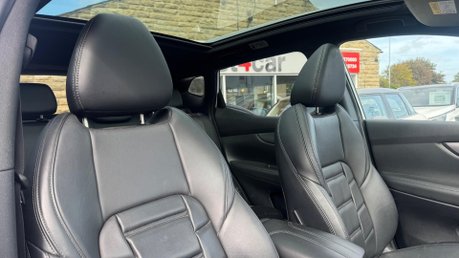 Nissan Qashqai DCI TEKNA PLUS 8