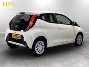 Toyota Aygo 1.0 VVT-i x-play Hatchback 5dr Petrol Manual Euro 6 (s/s) (71 ps) Bluetooth 7