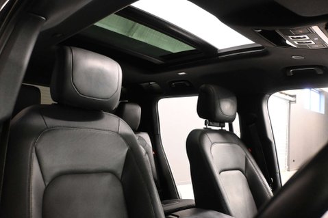 Land Rover Defender 3.0 Defender X-Dynamic HSE D MHEV A 4WD 5dr 41