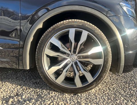 Volkswagen Tiguan 2.0 Tiguan R-Line Tech TDI Semi-Auto 5dr 10